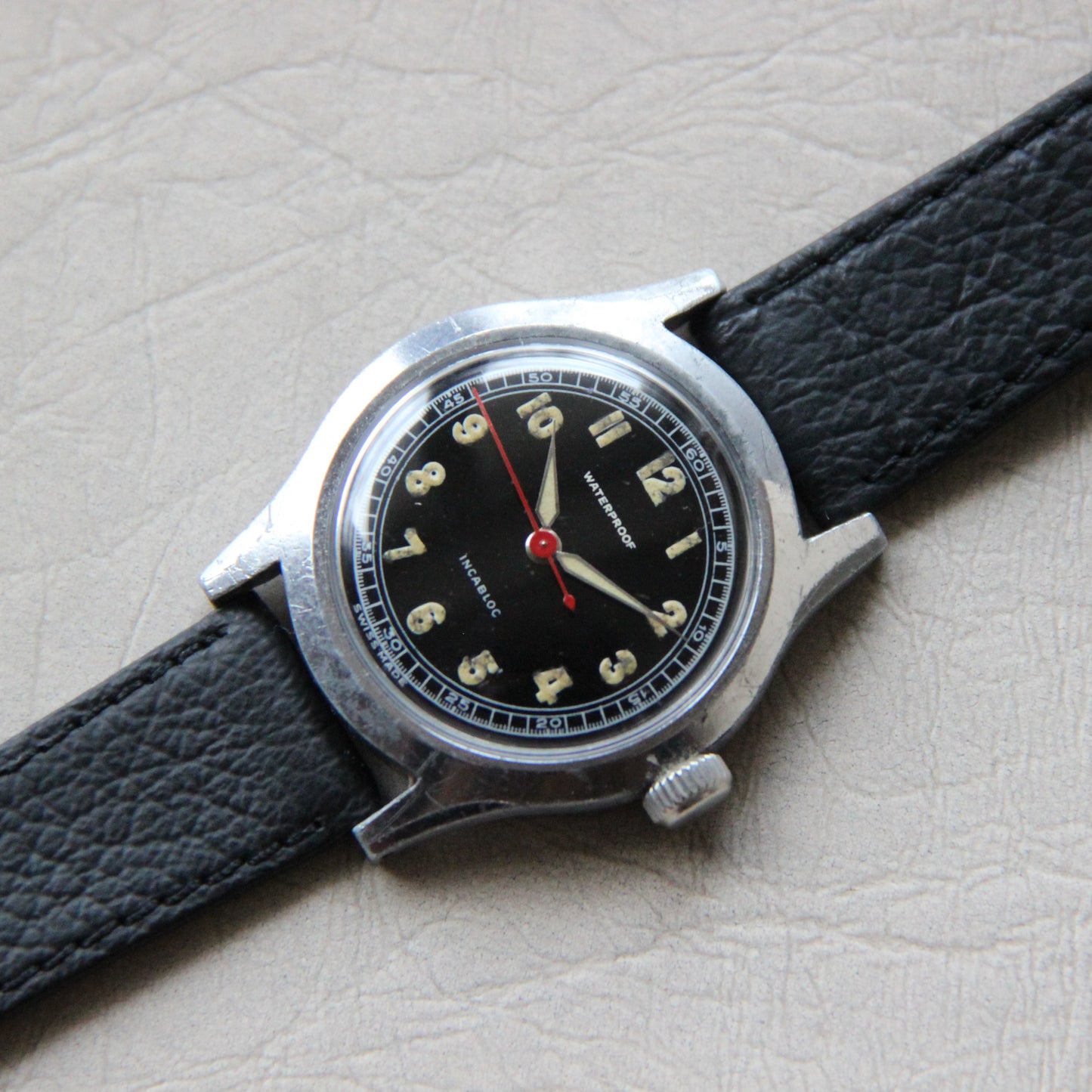 1940er-Militäruhr „Wasserdicht“ aus dem Zweiten Weltkrieg