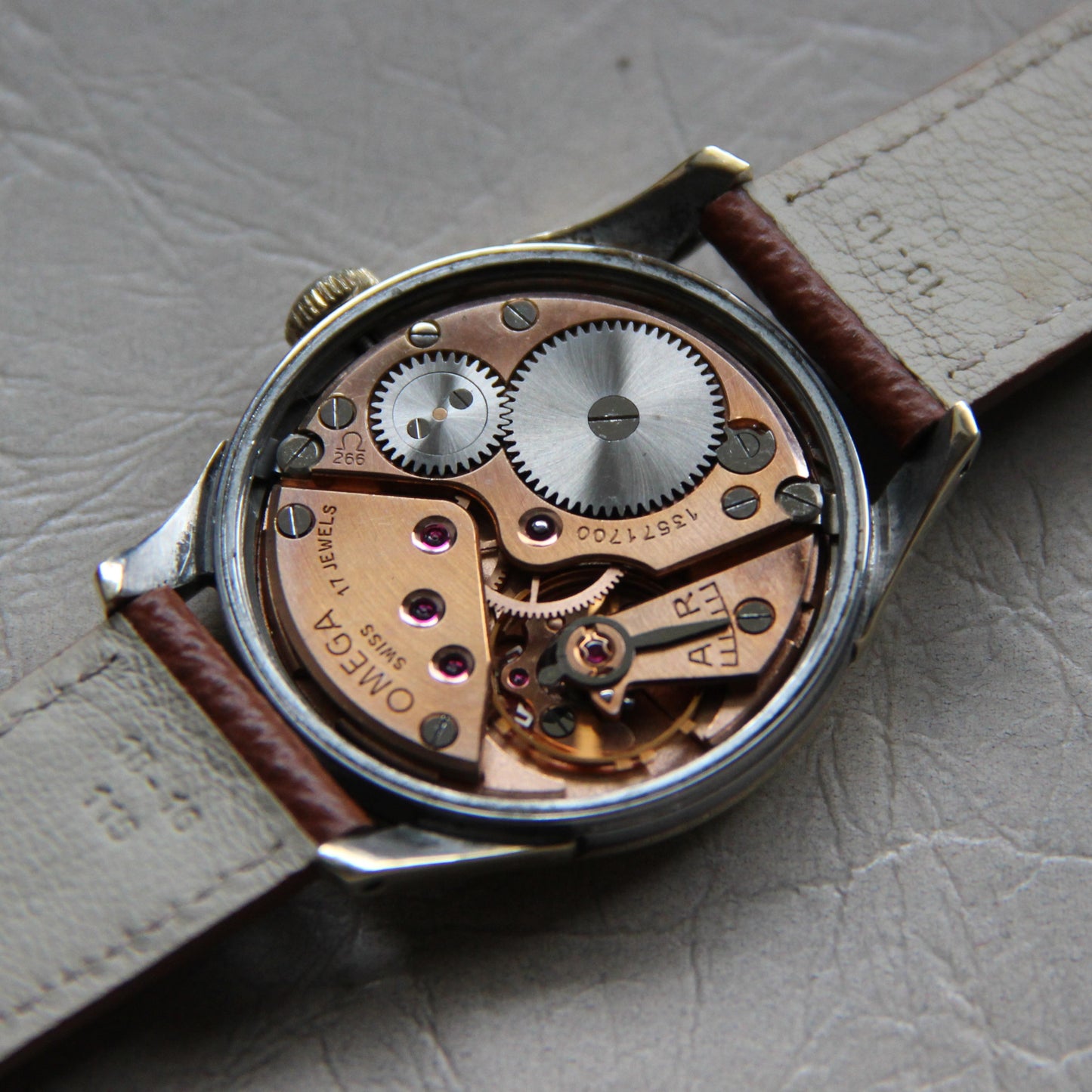 Omega-Referenz 2640 4SC Kal. 266 aus dem Jahr 1952