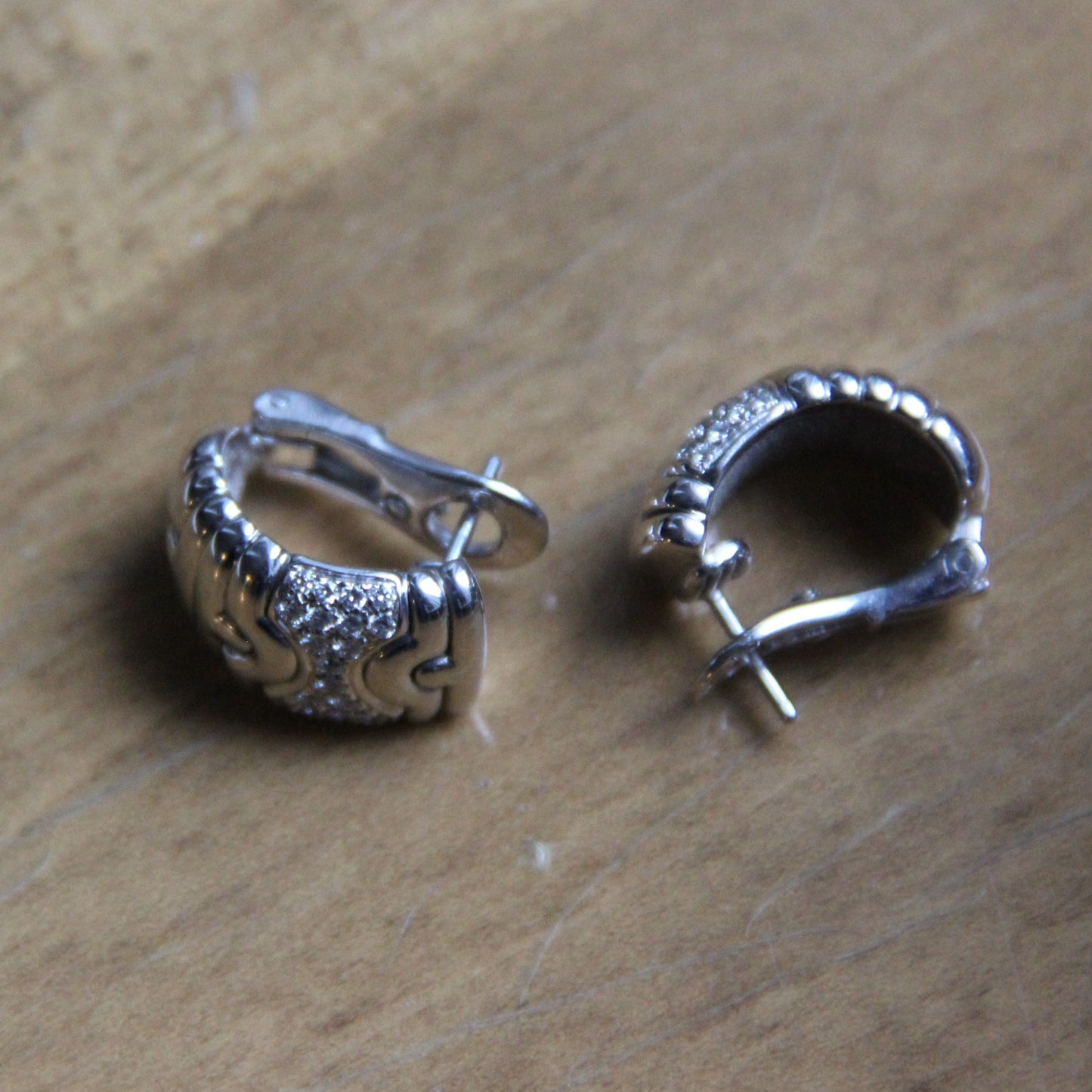Bvlgari Parentesi Or Blanc Et Boucles Or Et Diamants