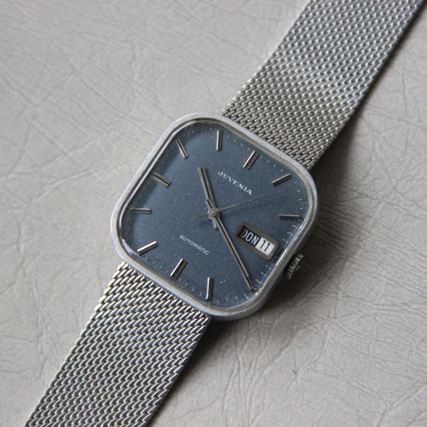 Juvenia Référence 8799 Calibre 1025 De 1970's