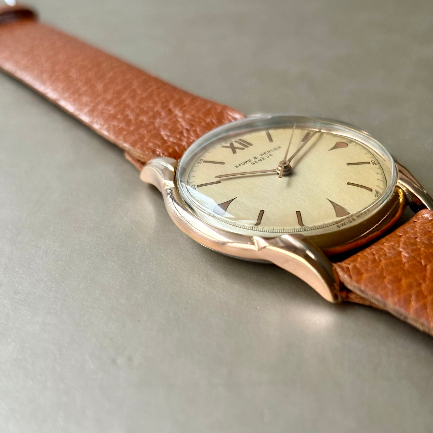 Baume & Mercier – Années 1950 – Plaqué Or – Style Art Déco