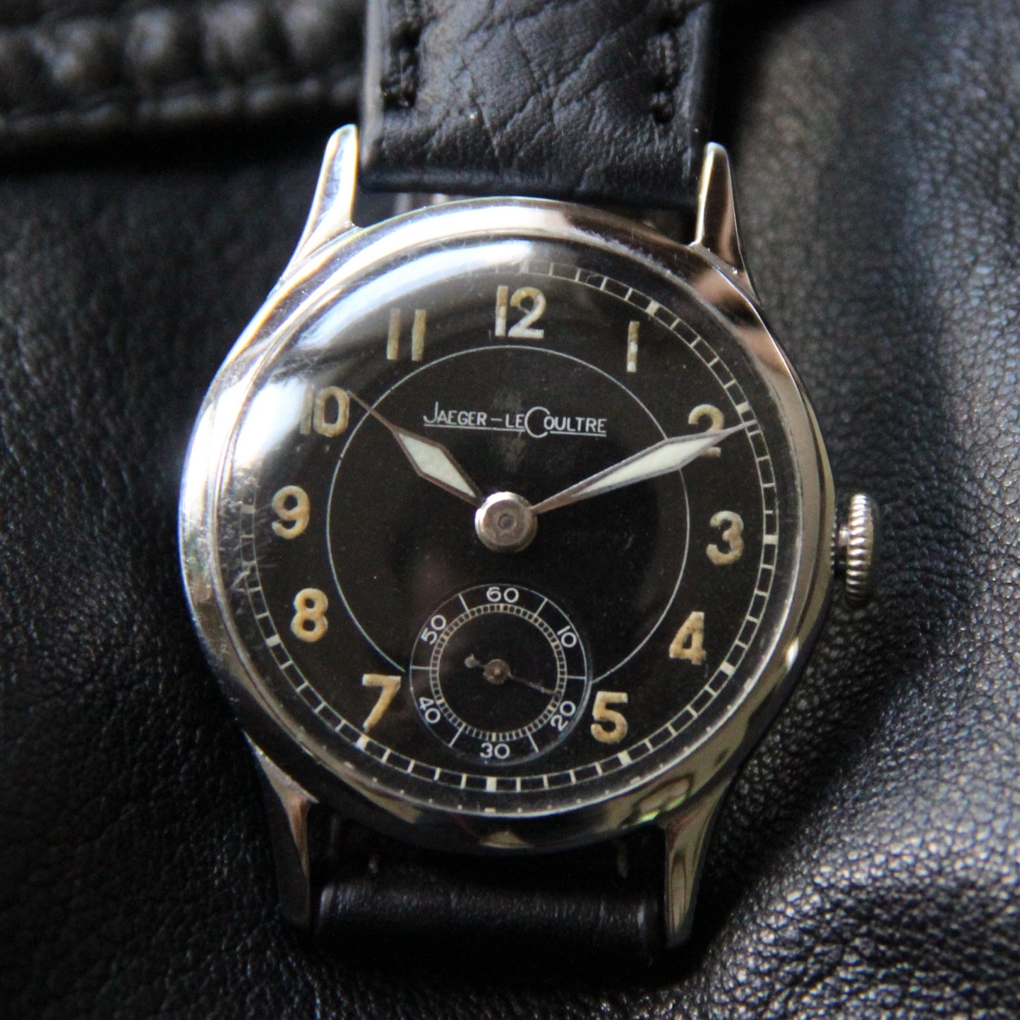 Jaeger Lecoultre Military Calibre 463 1940's (revised)