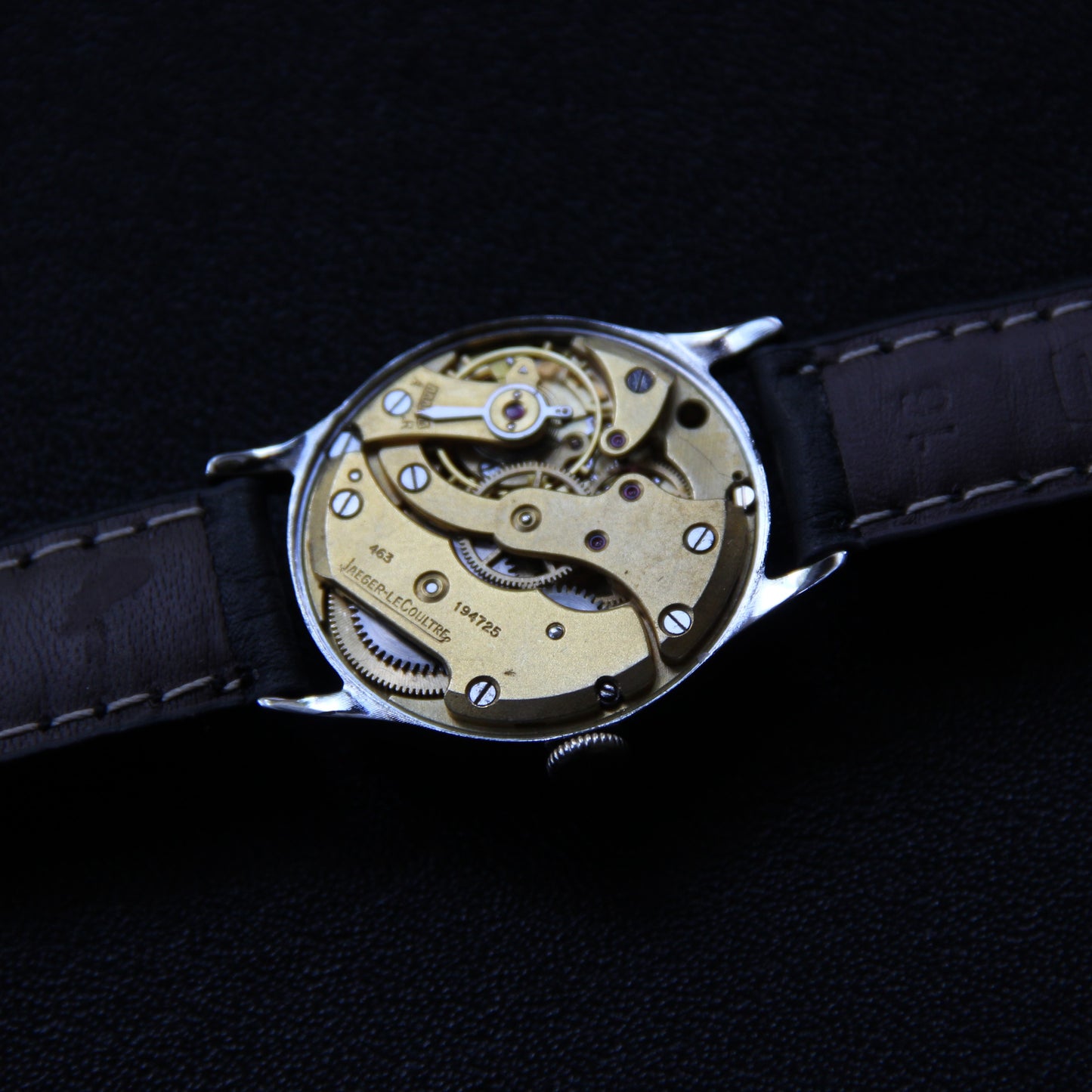 Jaeger Lecoultre Military Calibre 463 1940's (revised)