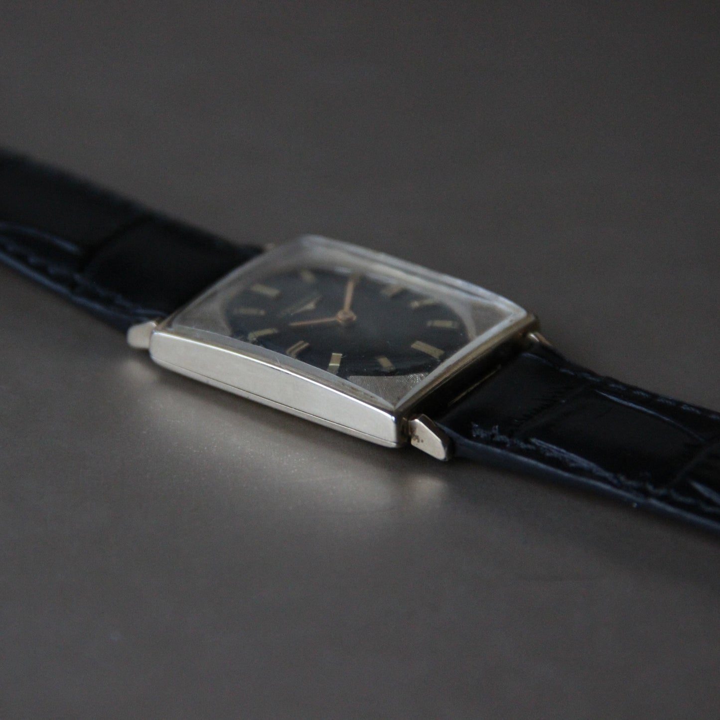 Longines Tank Marché Américain Calibre 528 De 1974