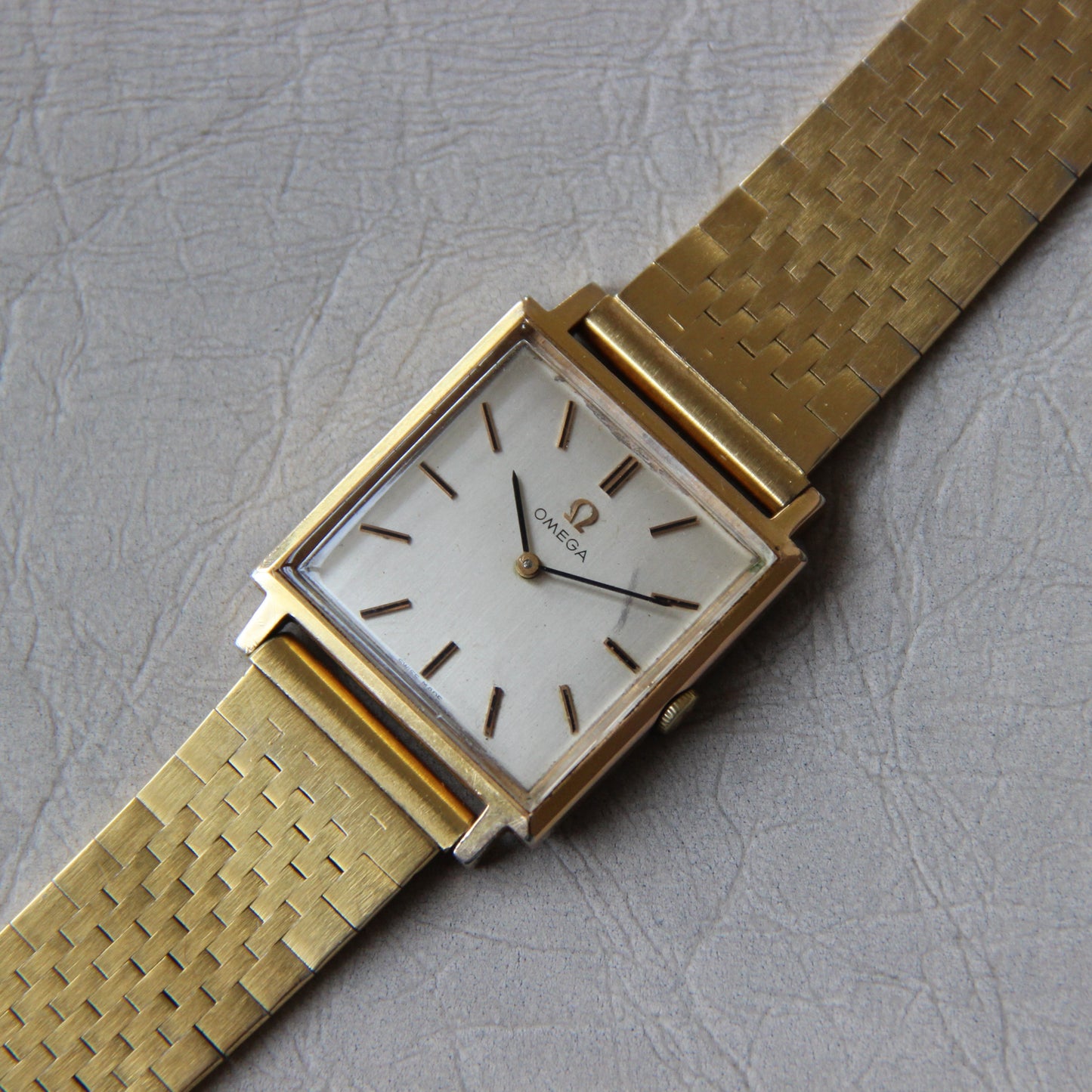 Omega 1966
