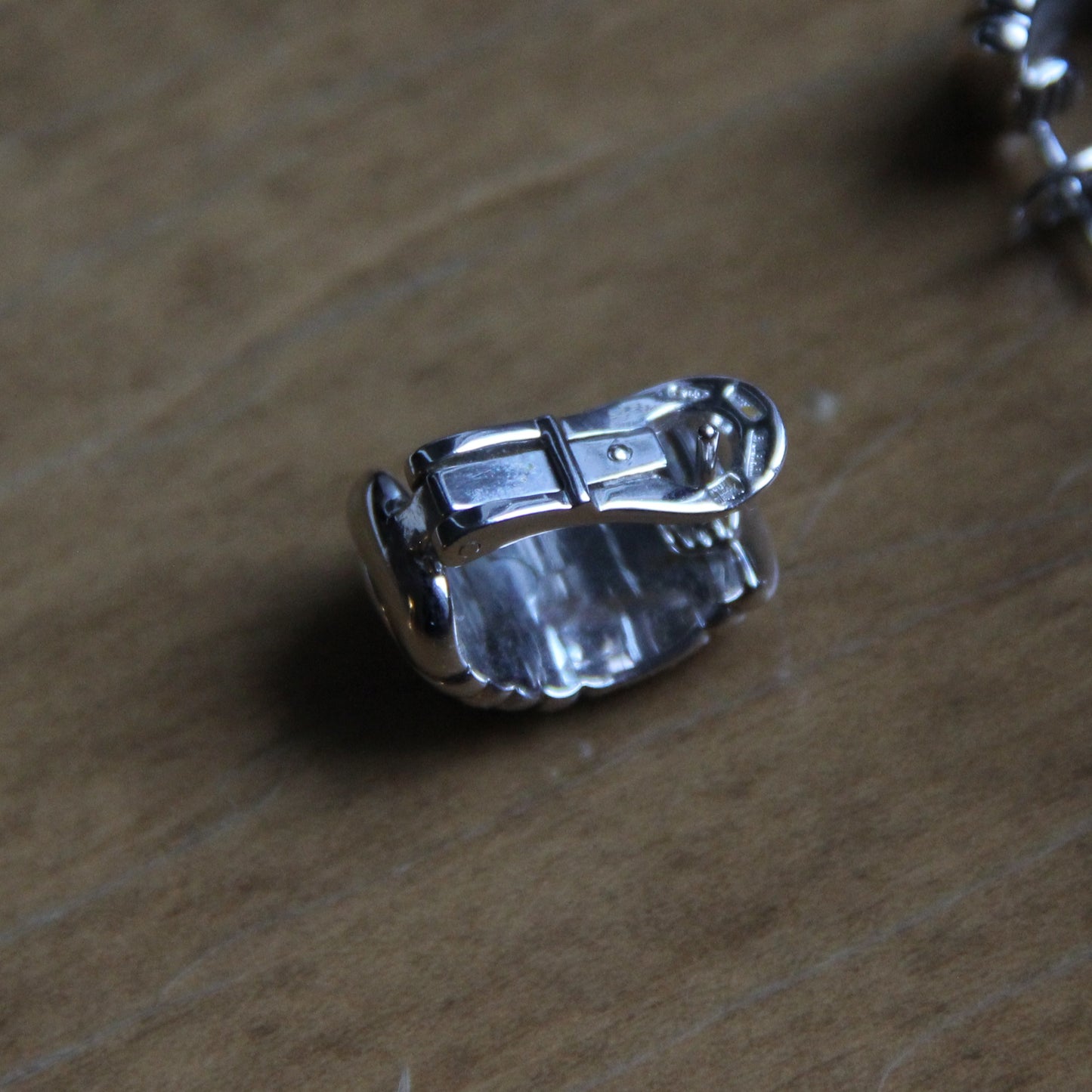 Bvlgari Parentesi Or Blanc Et Boucles Or Et Diamants
