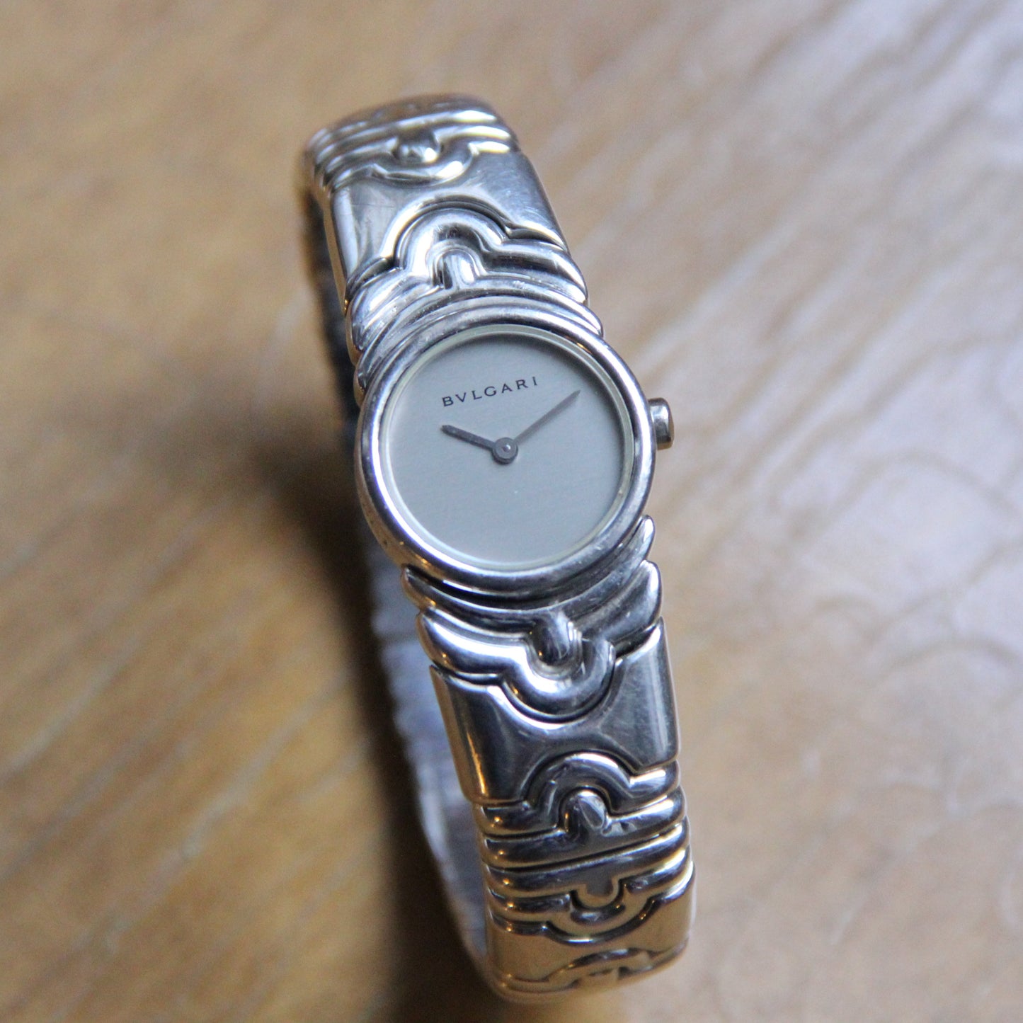 Bvlgari Parentesi Or Blanc Et Boucles Or Et Diamants