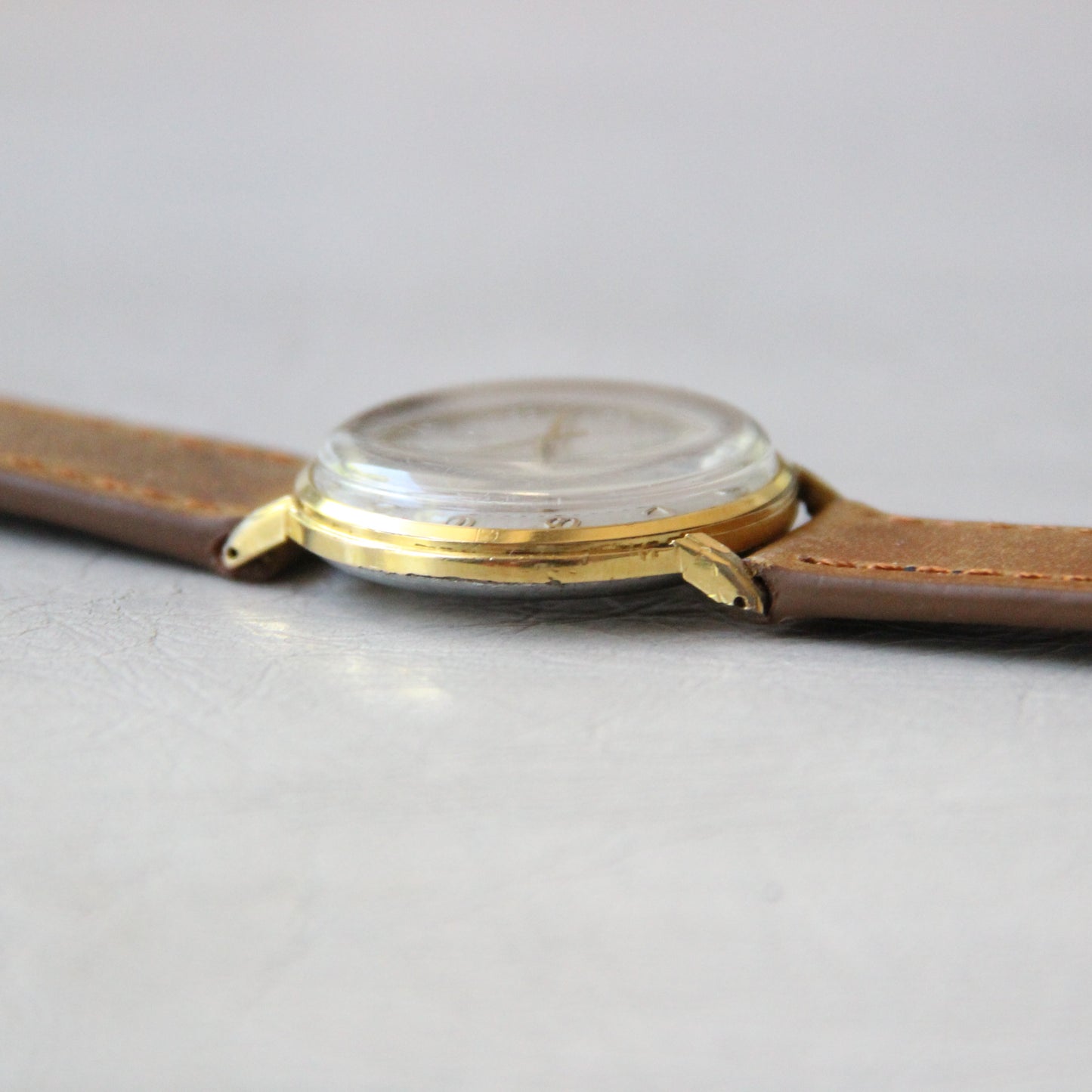 Movado Art Déco 1950's Référence 58633 Calibre 261A