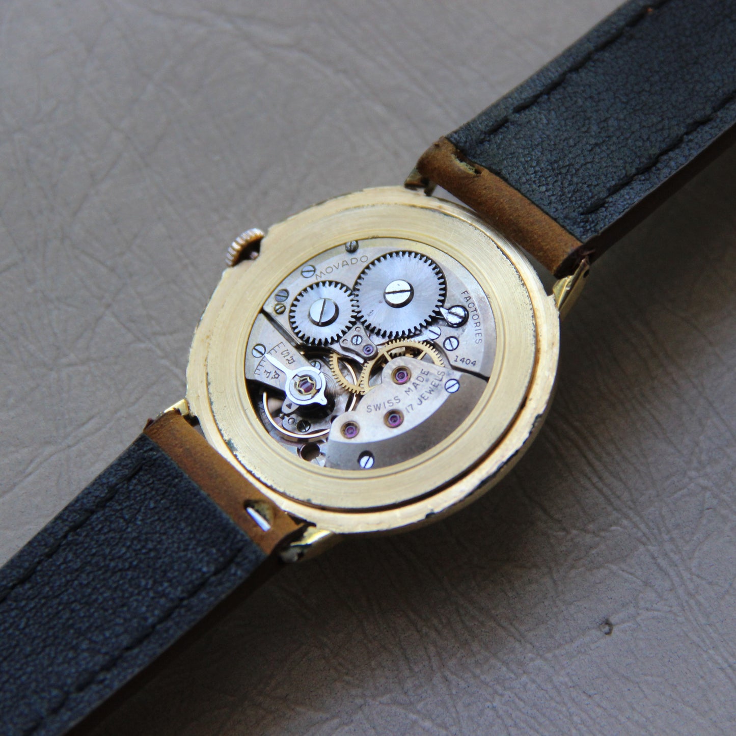 Movado Art Déco 1950's Référence 58633 Calibre 261A